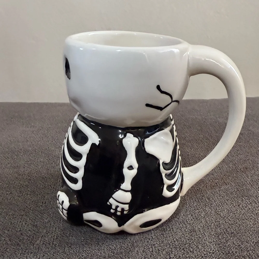 Pottery Barn Assorted Halloween Mug Collection Set of 4
